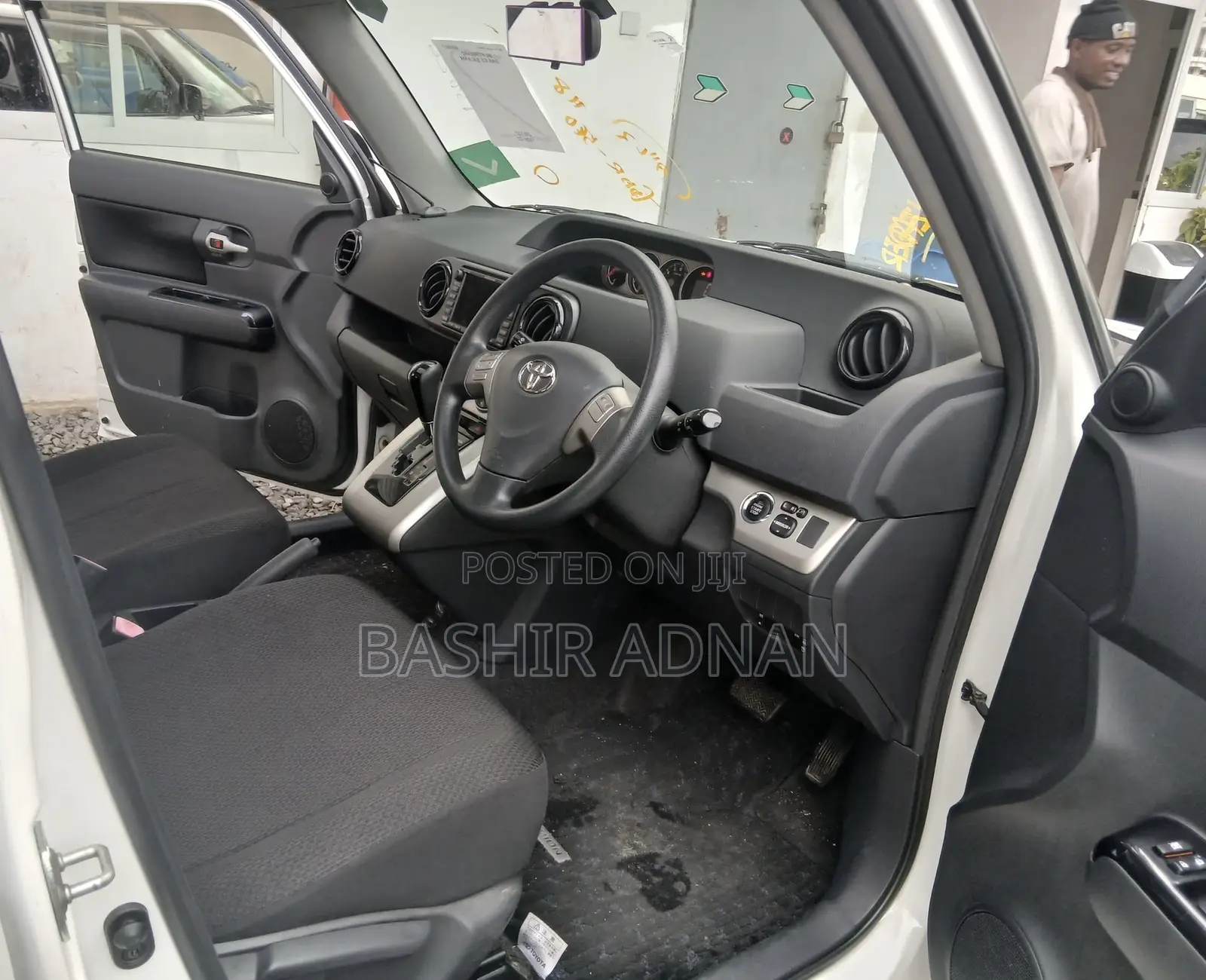 Toyota Corolla Rumion Hatchback 1.8 FWD 2008 White