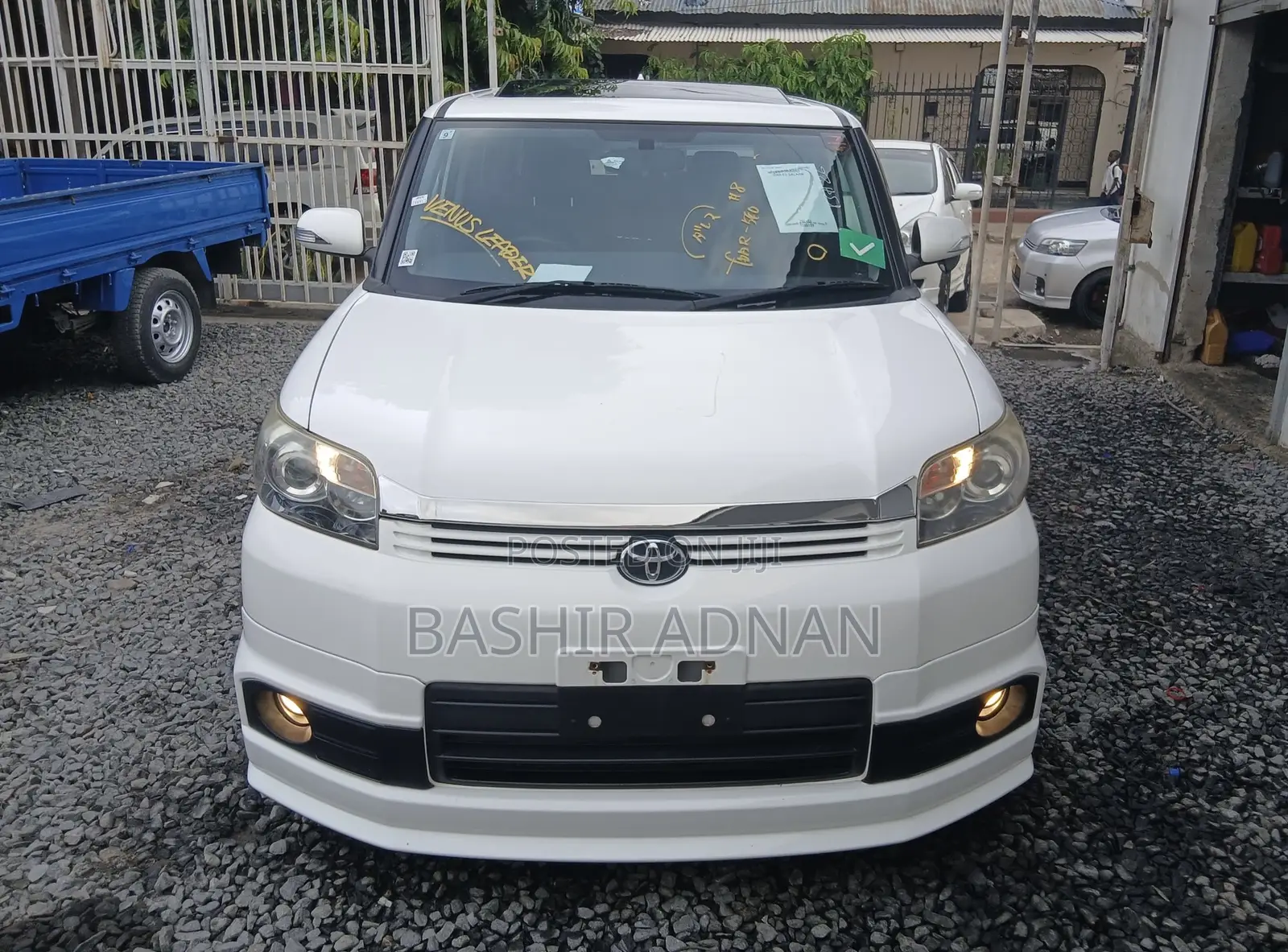Toyota Corolla Rumion Hatchback 1.8 FWD 2008 White