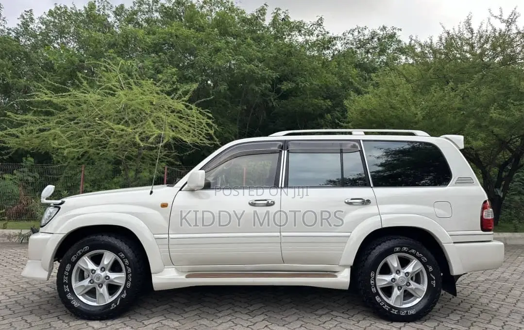 Toyota Land Cruiser 1999 Pearl