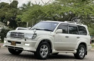 Toyota Land Cruiser 1999 Pearl