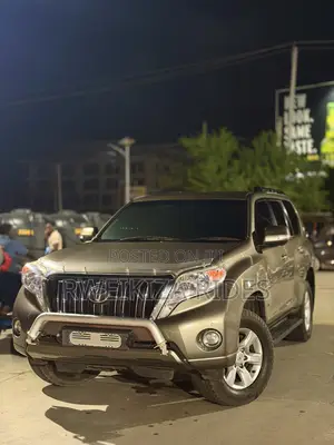 Toyota Land Cruiser Prado 2015 Gray
