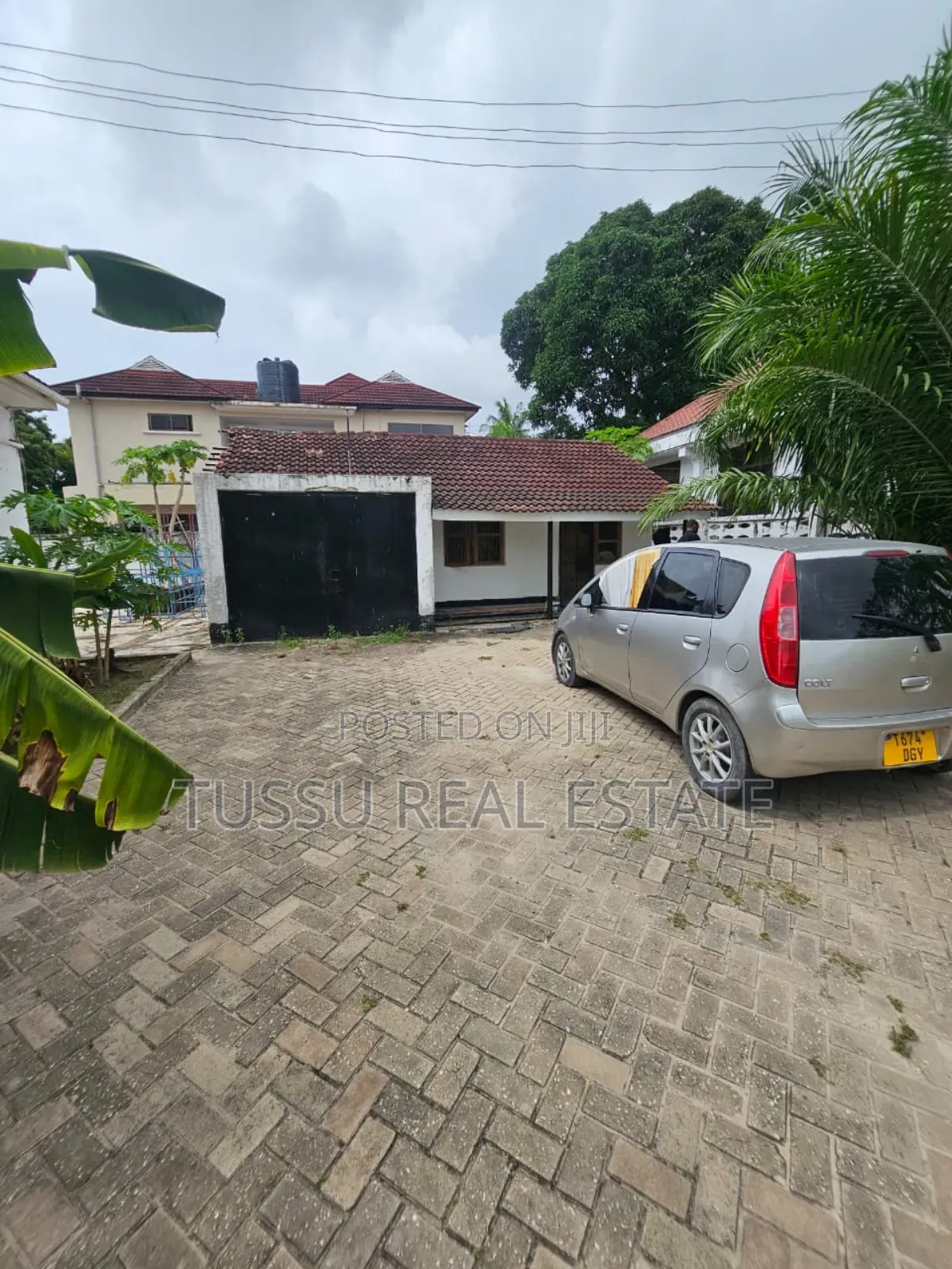 Mini Flat in Mikochen, Mikocheni for sale