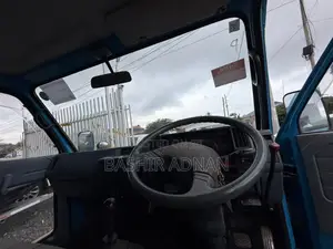 Isuzu Elf Dumper Truck 2 Tonnes Upper Leaf Unregistered(Mpya).