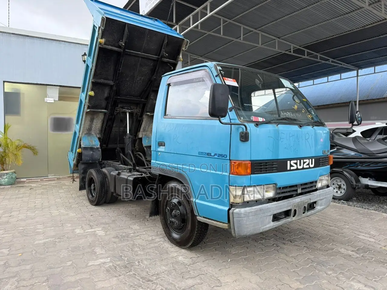 Isuzu Elf Dumper Truck 2 Tonnes Upper Leaf Unregistered(Mpya).