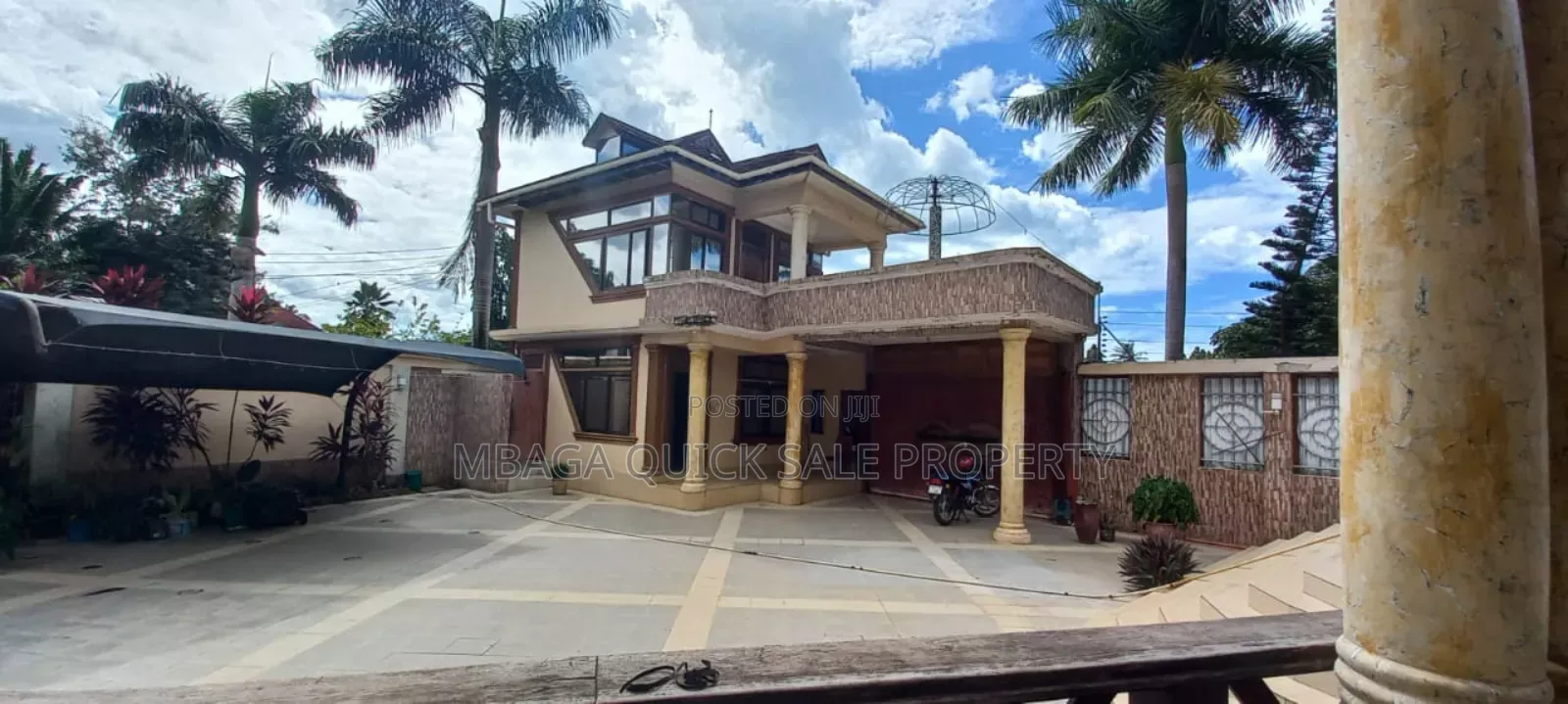 7bdrm House in Mikocheni for sale