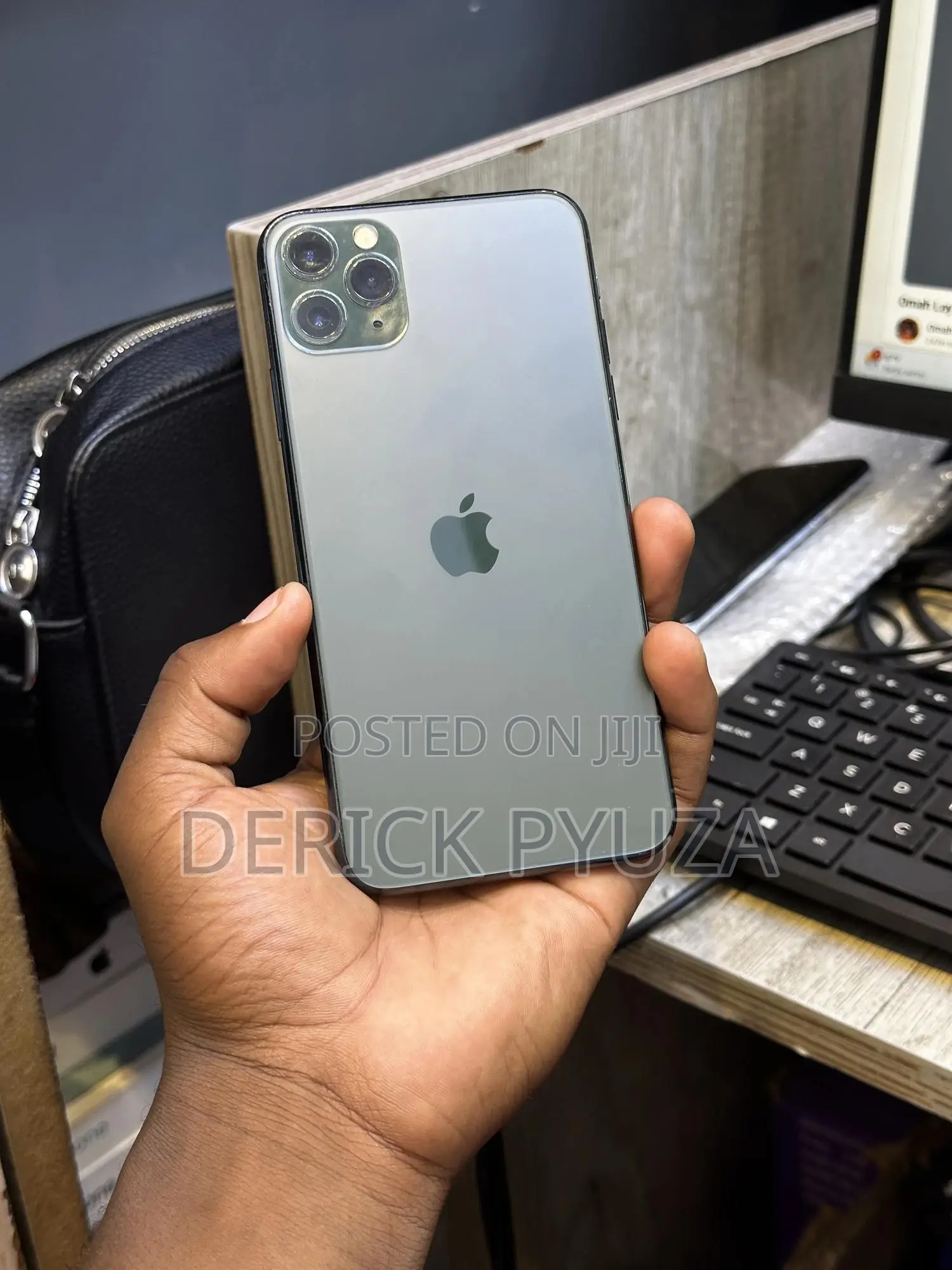 Apple iPhone 11 Pro Max 64 GB Green