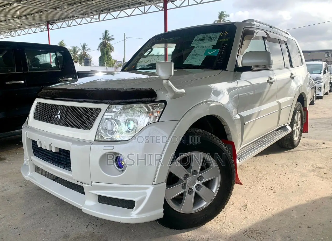 Mitsubishi Pajero 2007 White