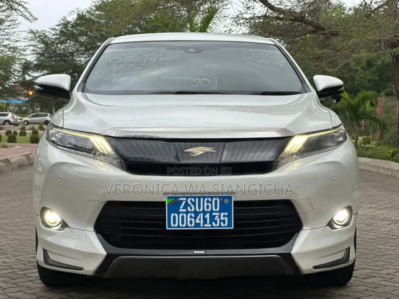 Toyota Harrier 2016