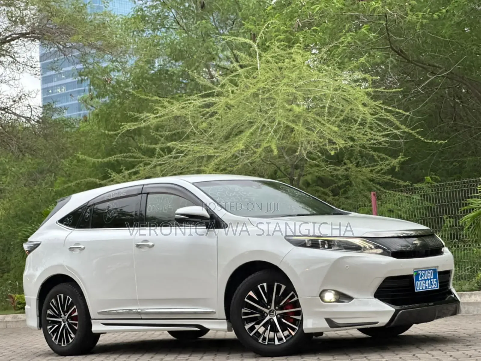 Toyota Harrier 2016