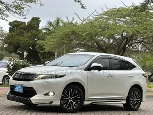 Toyota Harrier 2016
