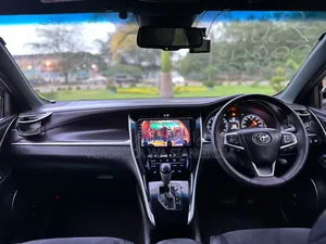 Toyota Harrier 2016