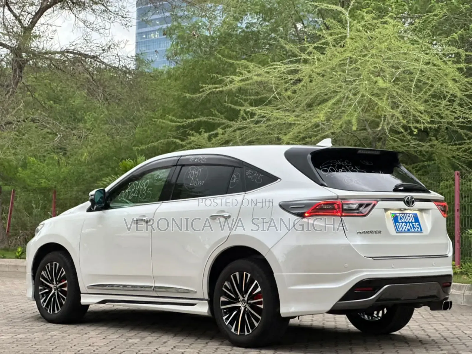 Toyota Harrier 2016