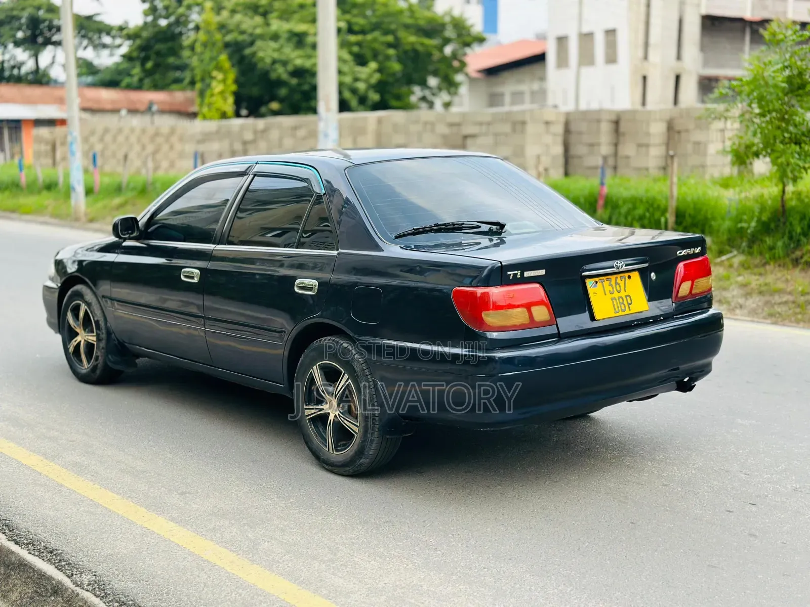 Toyota Carina 1.5 FWD Sedan 2000 Blue