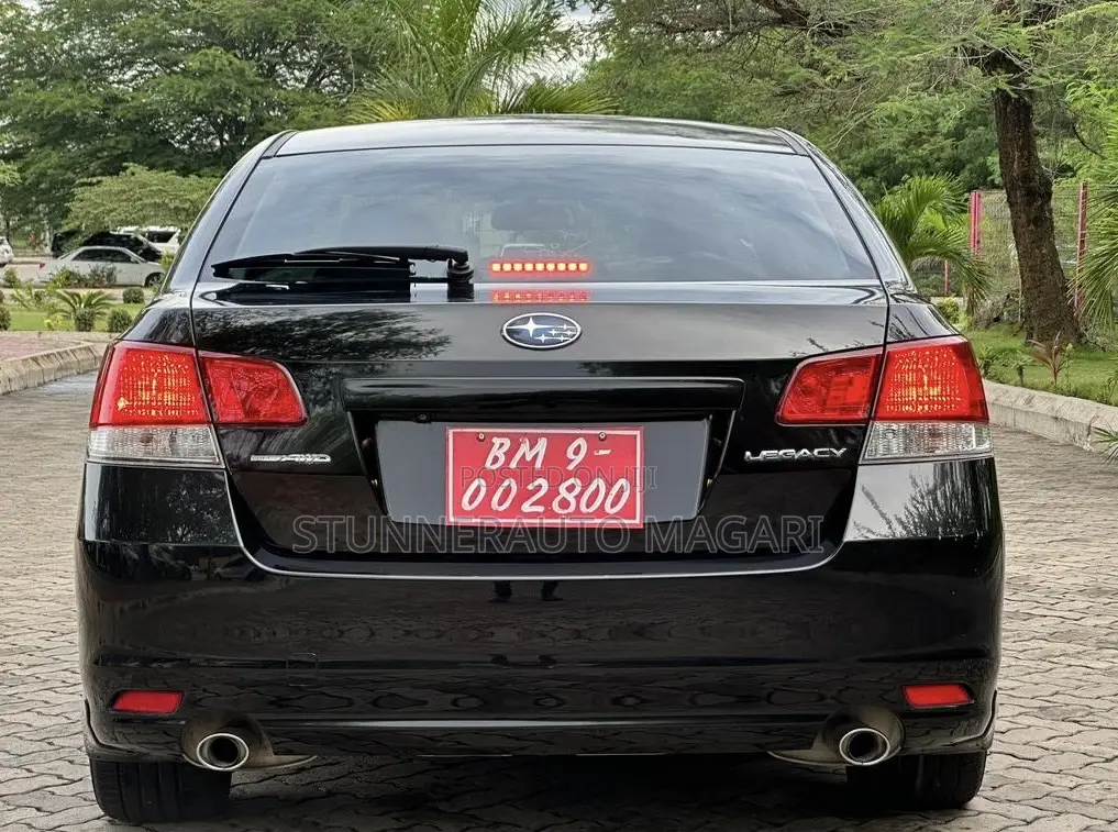Subaru Legacy 2012 Black