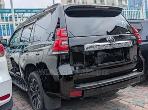 Toyota Land Cruiser Prado 2021 Burgundy