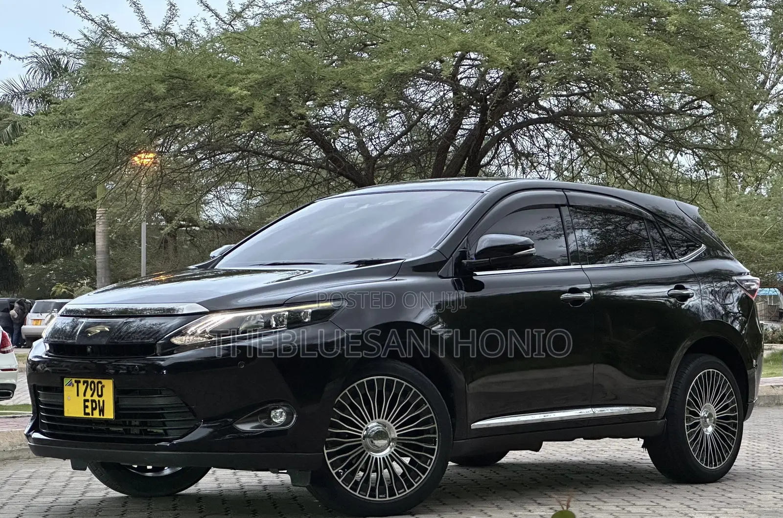 Toyota Harrier 2016 Black