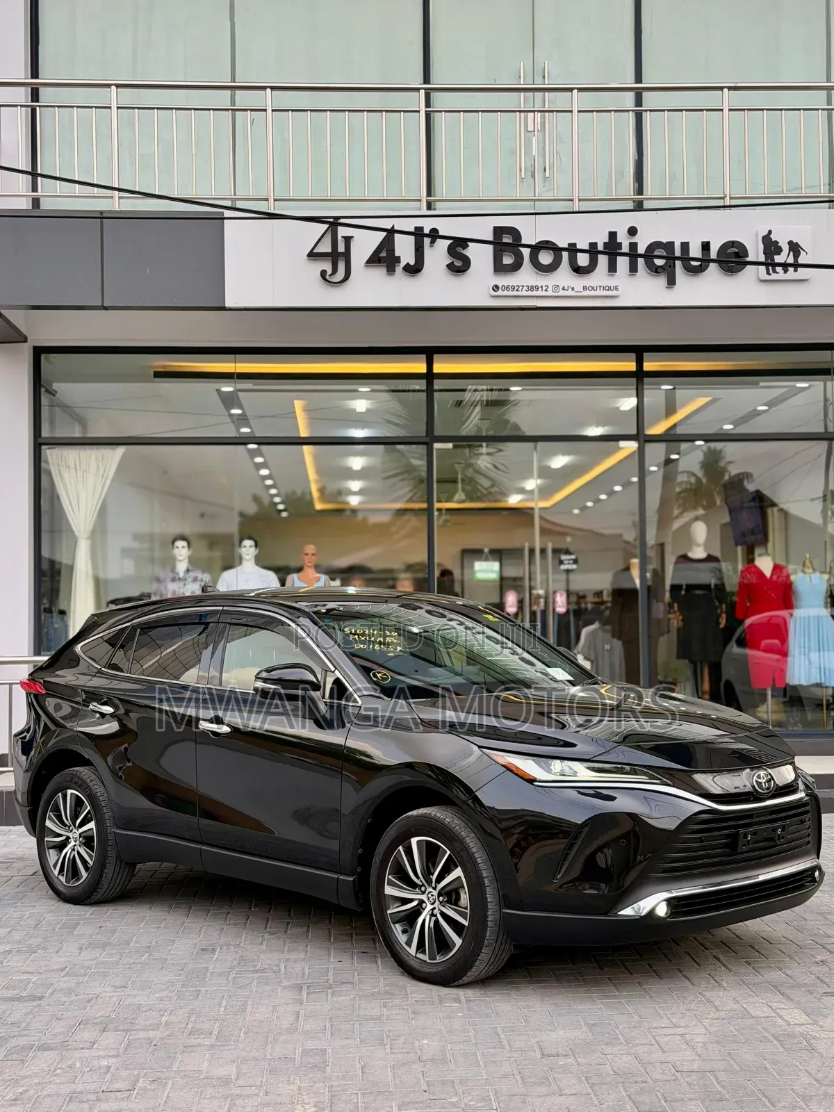 Toyota Harrier 2.0 2020 Black