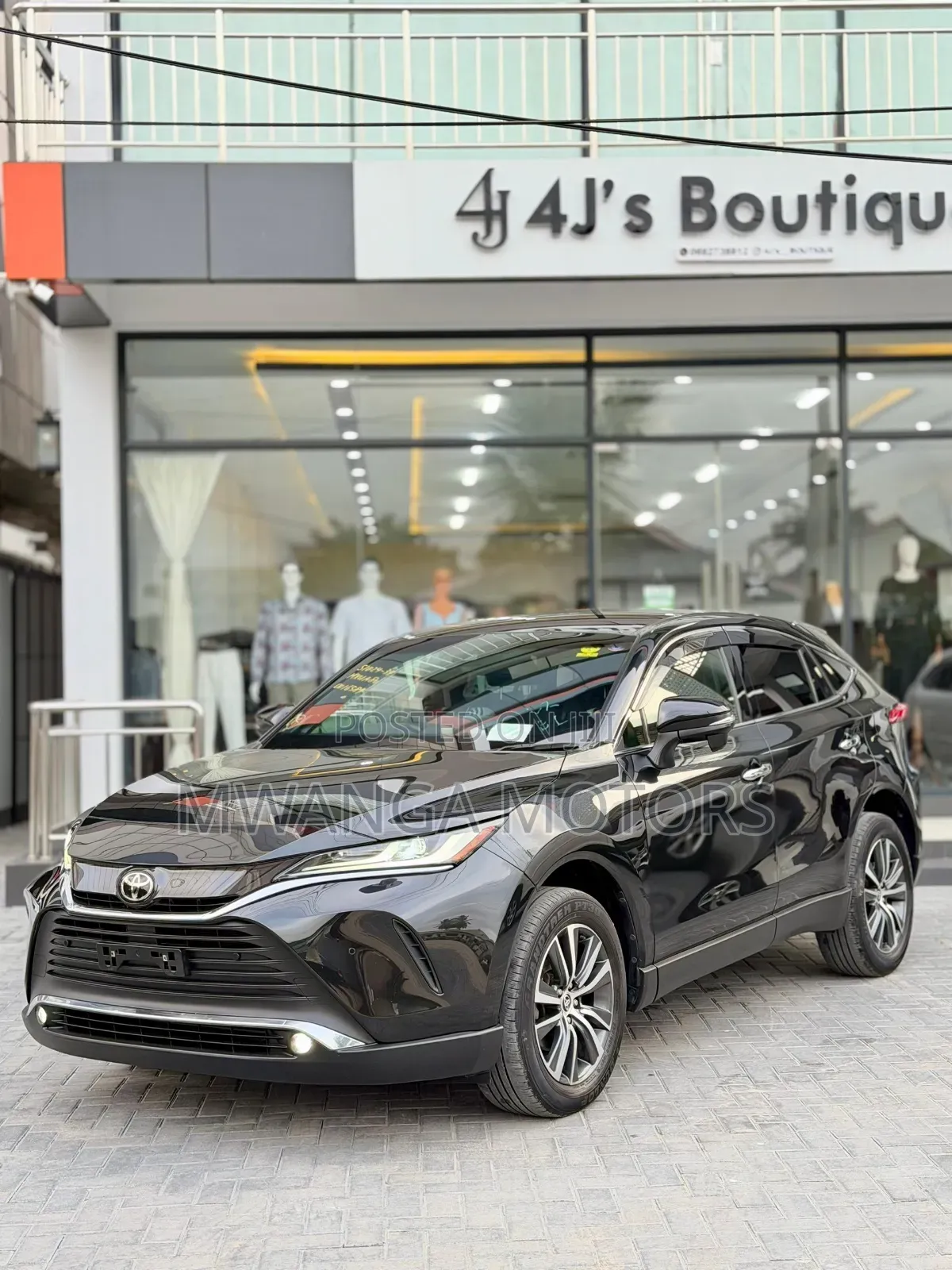 Toyota Harrier 2.0 2020 Black