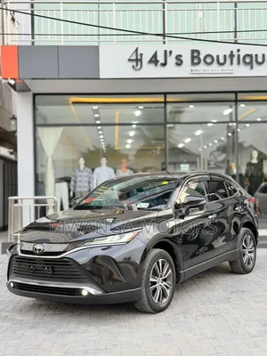 Toyota Harrier 2.0 2020 Black