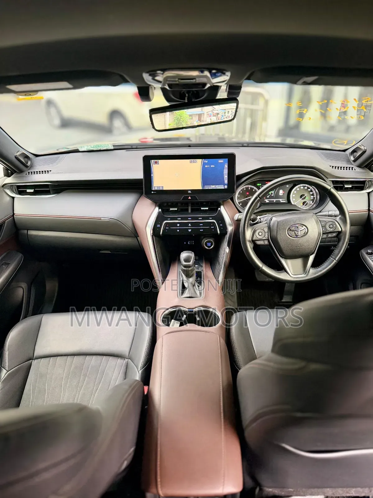 Toyota Harrier 2.0 2020 Black