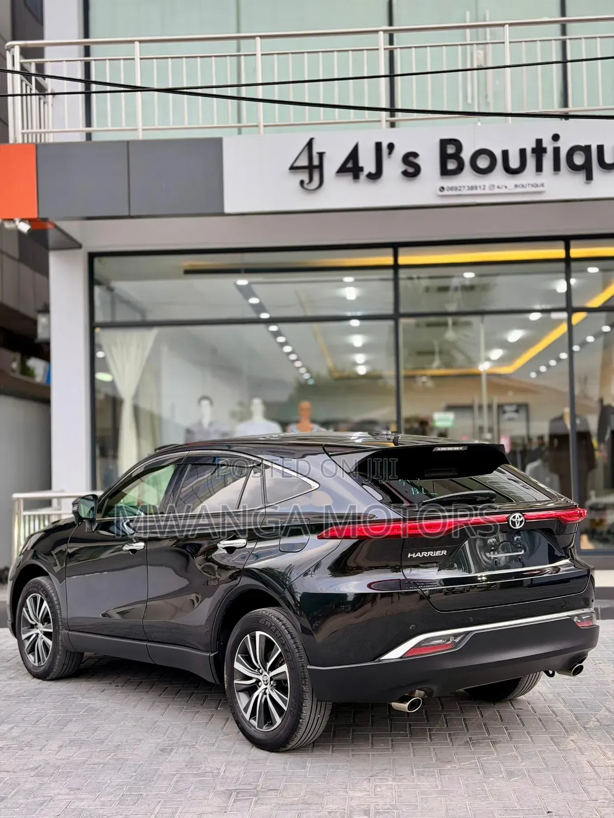 Toyota Harrier 2.0 2020 Black