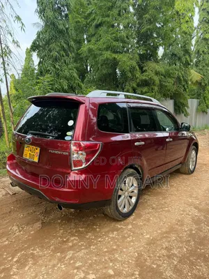 Subaru Forester 2012 Red