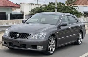 Toyota Crown 2005 Gray