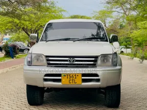 Toyota Land Cruiser Prado 1999 White