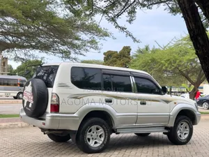 Toyota Land Cruiser Prado 1999 White
