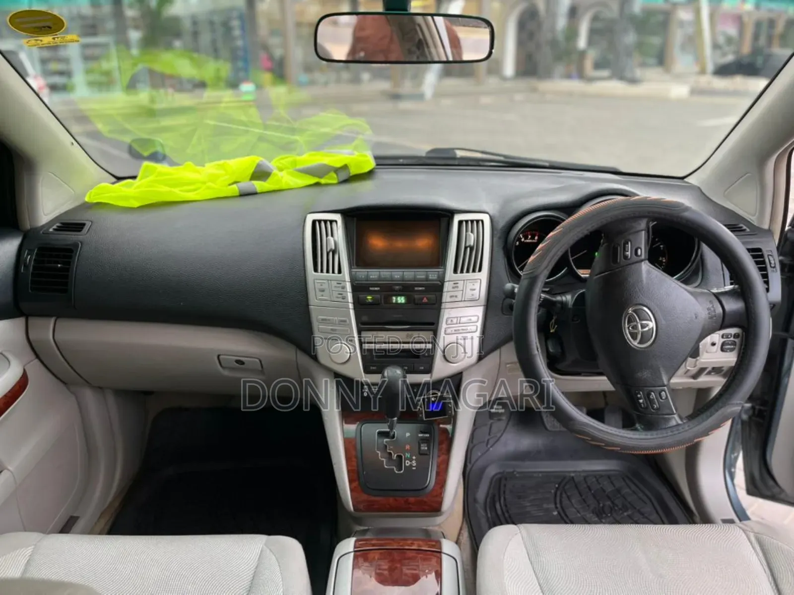 Toyota Harrier 2005 Gray