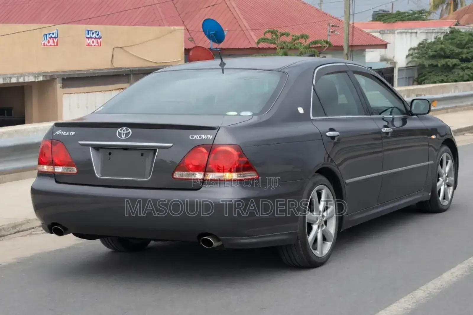 Toyota Crown 2006 Gray