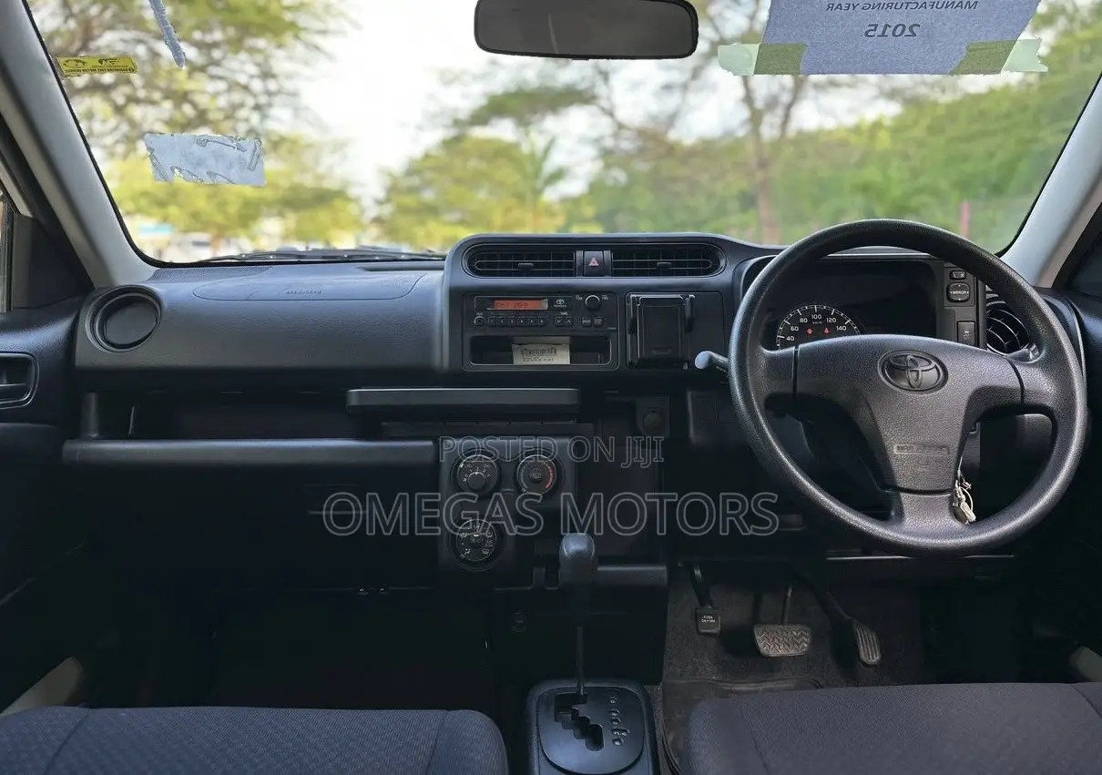 Toyota Probox 1.5 DX 4WD 2015 Pearl