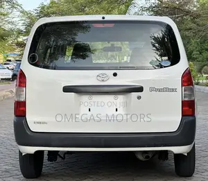 Toyota Probox 1.5 DX 4WD 2015 Pearl