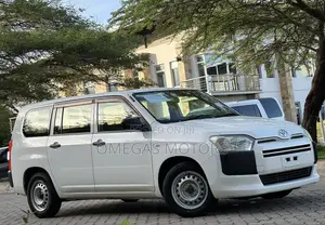 Toyota Probox 1.5 DX 4WD 2015 Pearl