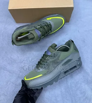 Quality Sneakers Available Karibuni Sanaa