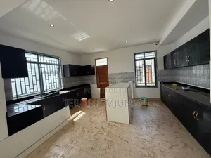 5bdrm House in Goba for rent