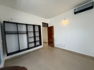 5bdrm House in Goba for rent