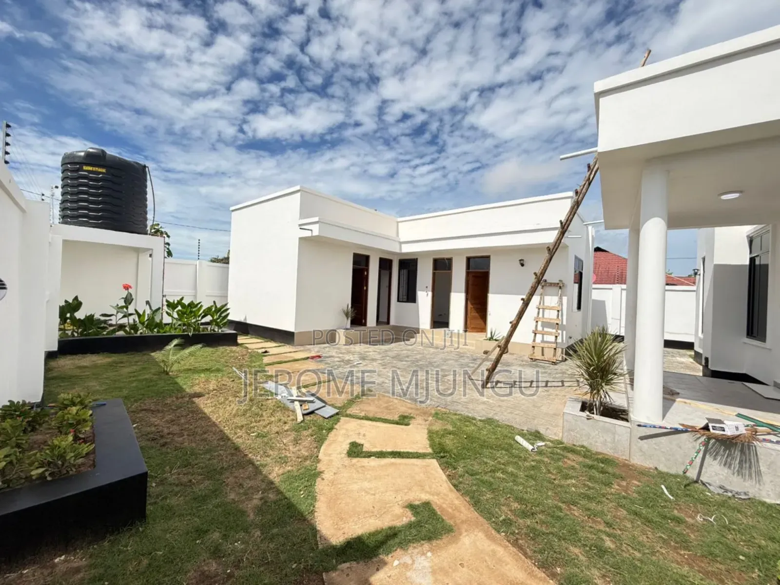 5bdrm House in Goba for rent