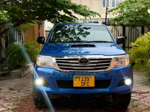 Toyota Hilux Revo Double Cab Deisel 2.8 AWD 2016 Blue
