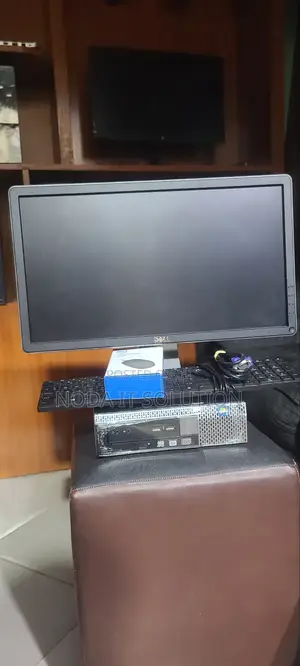 Desktop Computer Dell OptiPlex 7010 4GB Intel Core i3 HDD 320GB