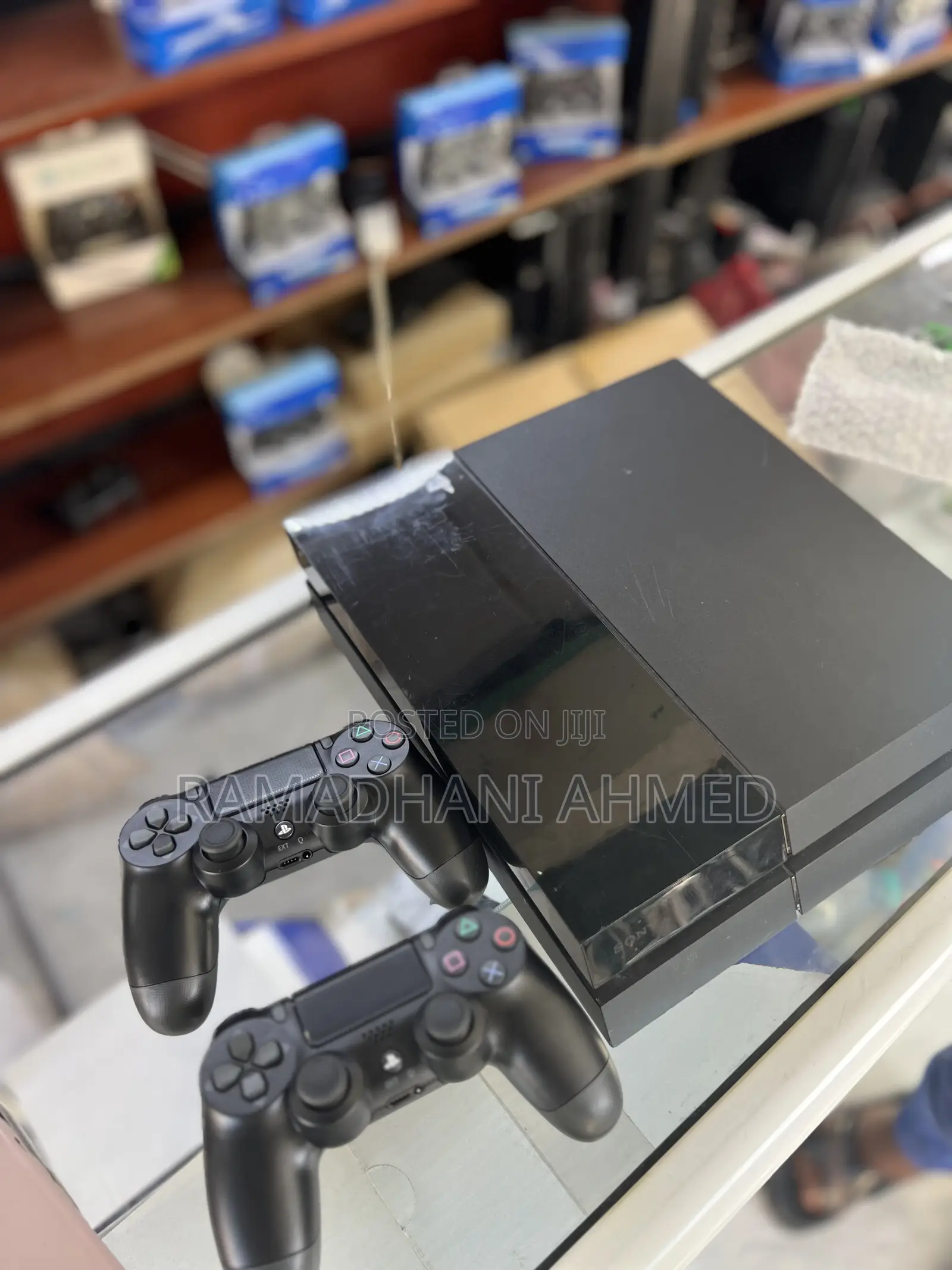 Play Station 4