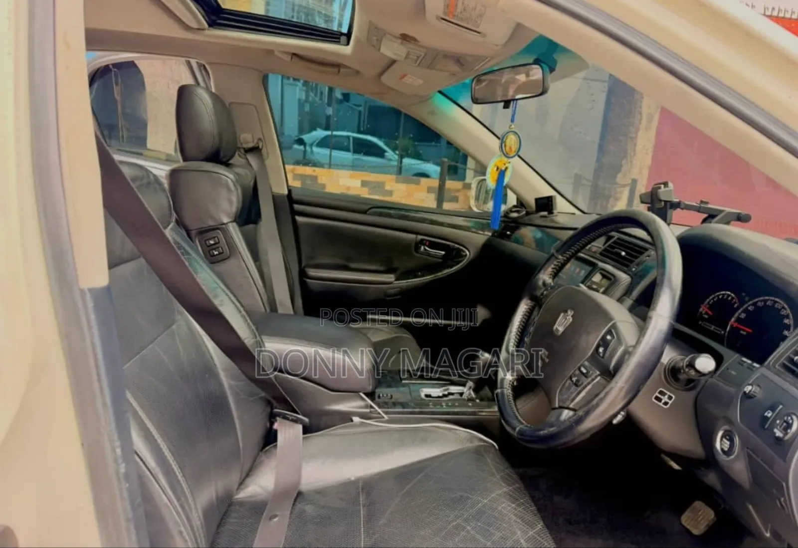 Toyota Crown 2007 White