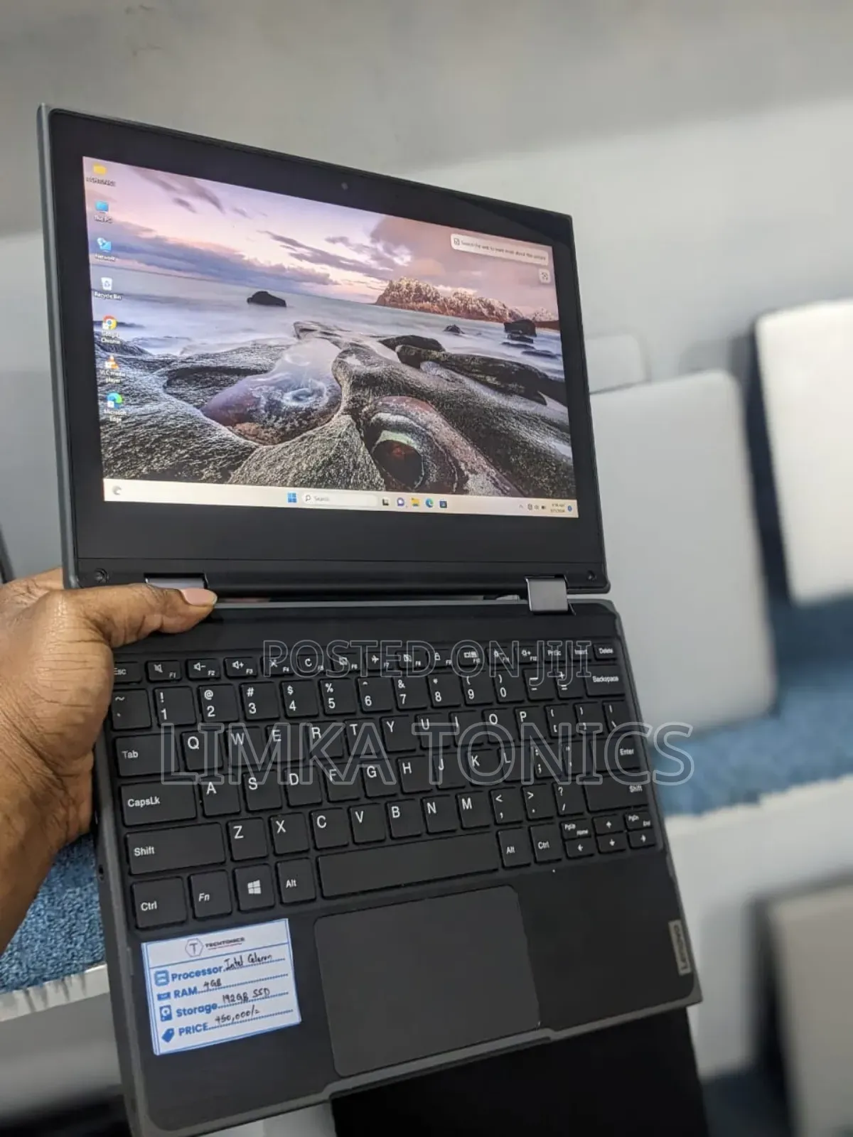 Laptop Lenovo 300e 4GB Intel Celeron SSD 160GB