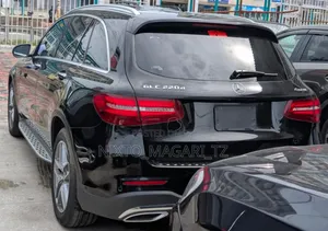 Mercedes-Benz GLC-Class 2017 Black