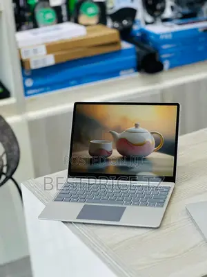 Laptop Microsoft Surface Go 16GB Intel Core i5 SSD 256GB