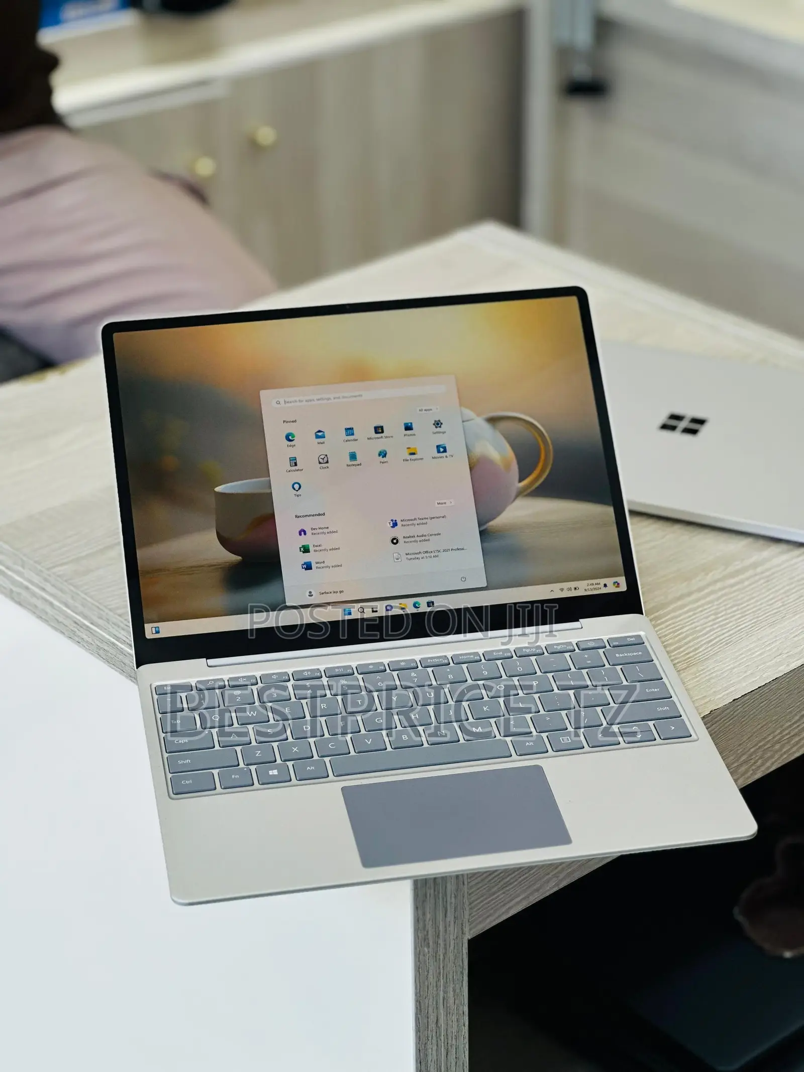 Laptop Microsoft Surface Go 16GB Intel Core i5 SSD 256GB