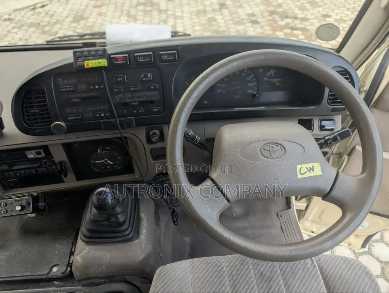 Toyota Coaster 1998