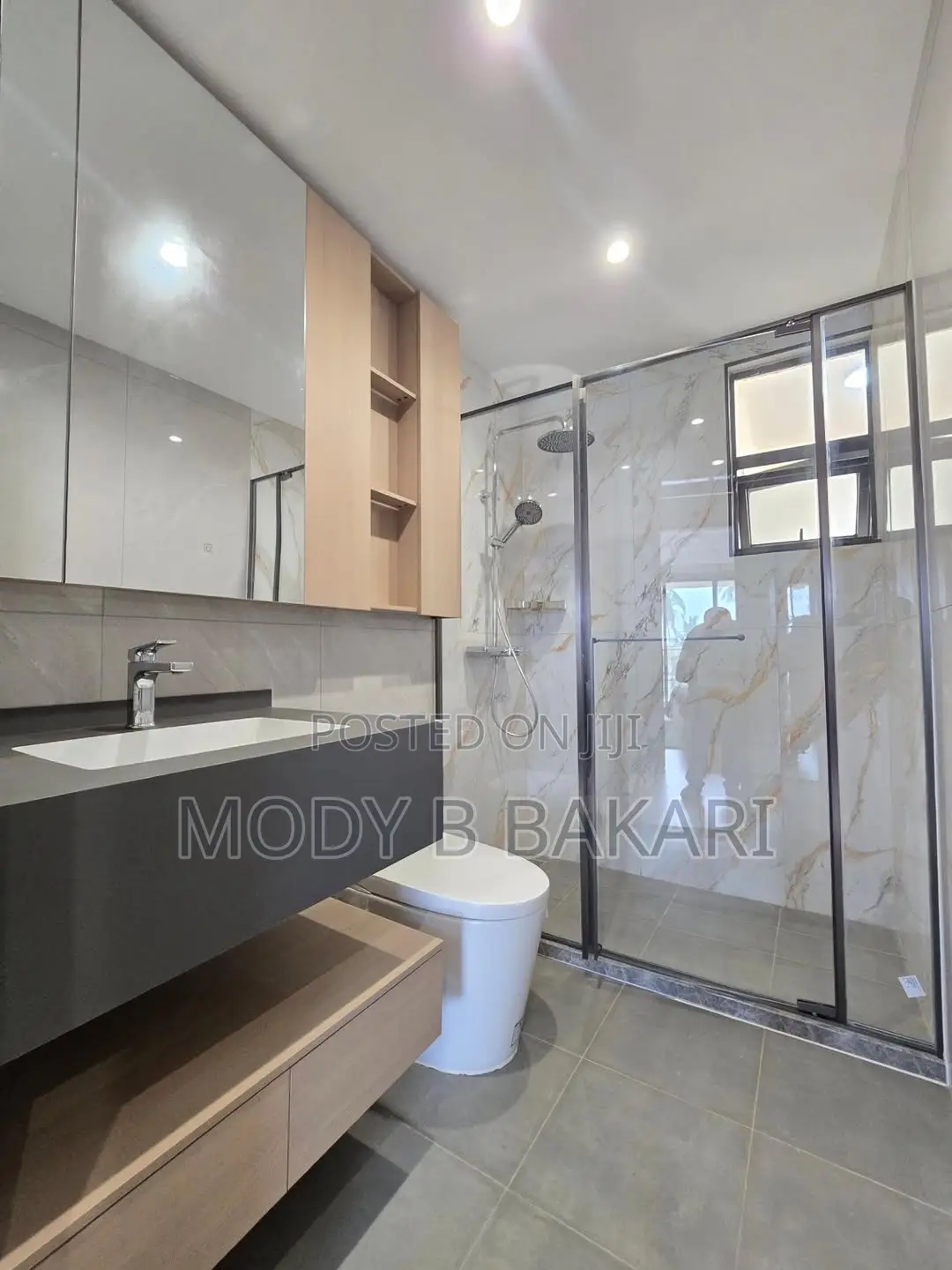 Furnished 3bdrm Apartment in Msasani for sale