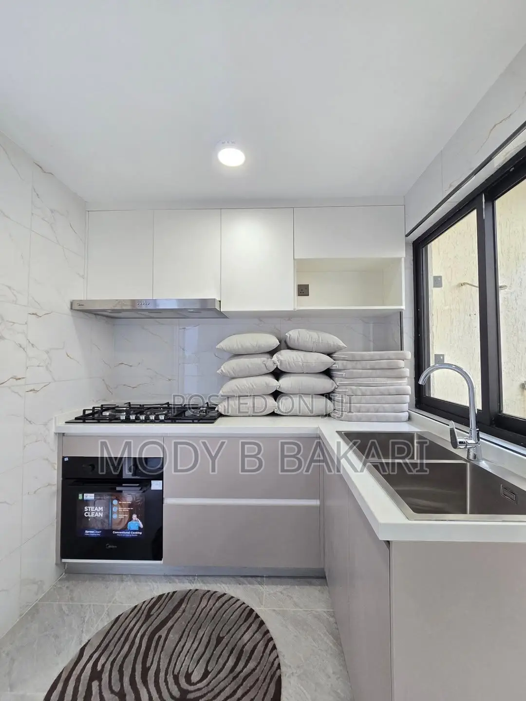 Furnished 3bdrm Apartment in Msasani for sale