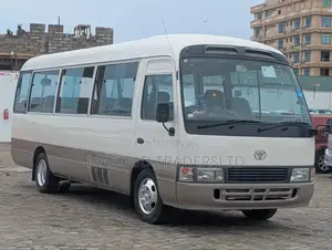 Toyota Coaster 2004
